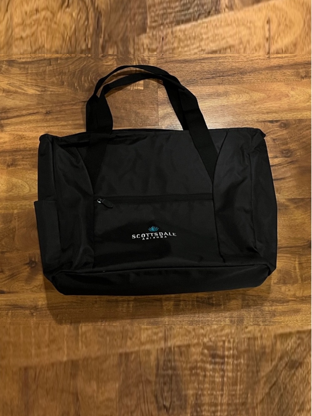 Black Travel Bag - Scottsdale Arizona - Mia - NWOT